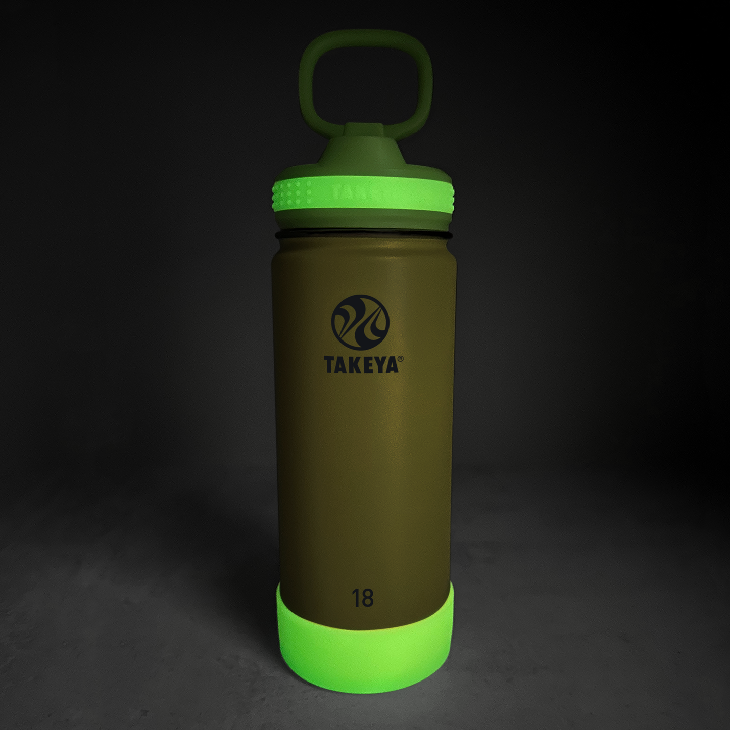 actives-kids-glow-in-the-dark-water-bottle-with-straw-lid-p3 51075-Actives-Kids-Straw-18-GID-LightningGreen-dark-V2.png