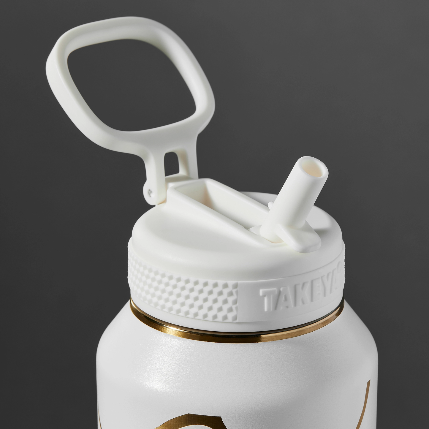 kintsugi-water-bottle-with-straw-lid-k9 51389-TK_HO25_Kintsugi_Takeya9271.png