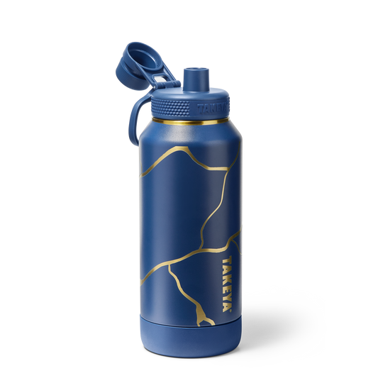 kintsugi-water-bottle-with-spout-lid-u7 TKS_SP25_SptBtl_GoldMarine_32oz_51390_v2_sRGB_SHD.png